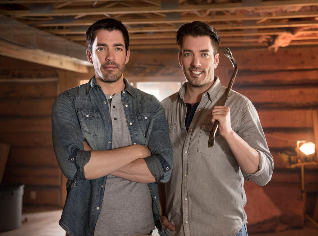 Why the 38-Year-Old Property Brothers Still Live Together | E! News Why the 38-Year-Old Property Brothers Still Live Together | E! News
